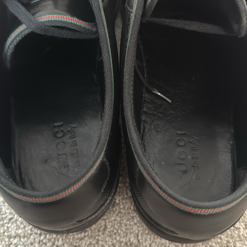 Gucci Black Sneakers with Red & Green Trim - Picture 7 of 10